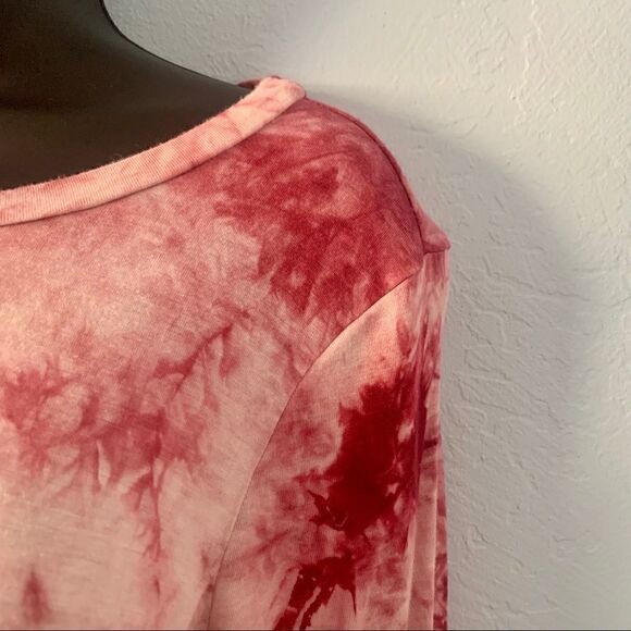 SELF❤️E tie-dye tie front top Size XL - Picture 3 of 9